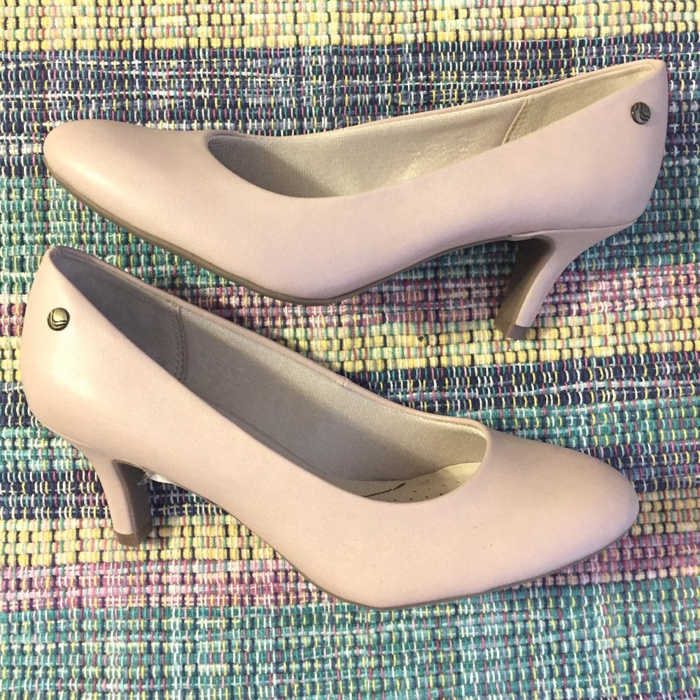 Brand new elegant shoes size 7.5